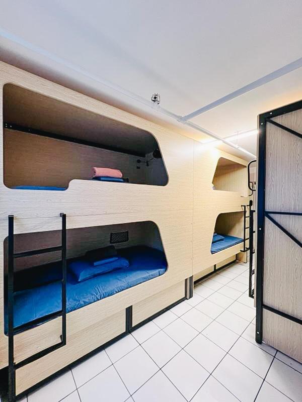 The Espy Hostel Cairns Eksteriør bilde